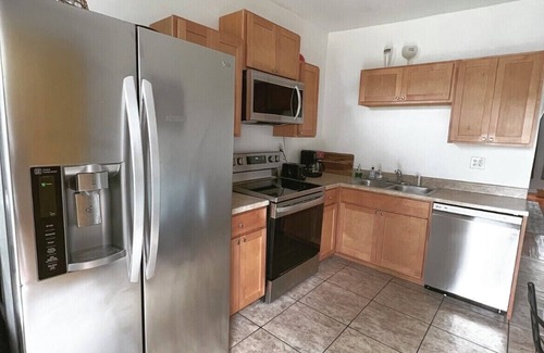 Southwest Garden Maison | Charming Home by The Hill- walking distance from Italian food district and park!