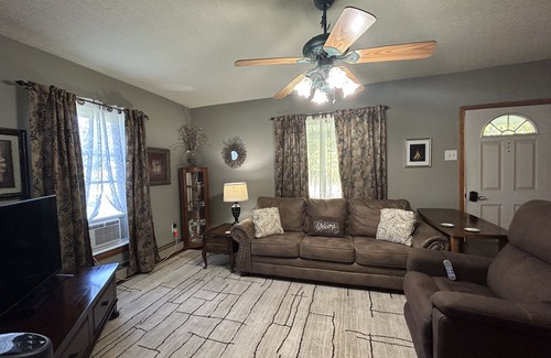 Montour Falls Maison | CHARMING HOME CLOSE TO WATKINS GLEN!