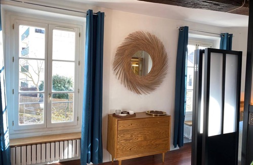 Le Pecq Appartement | Charming home in the heart of St Wandrille quarter