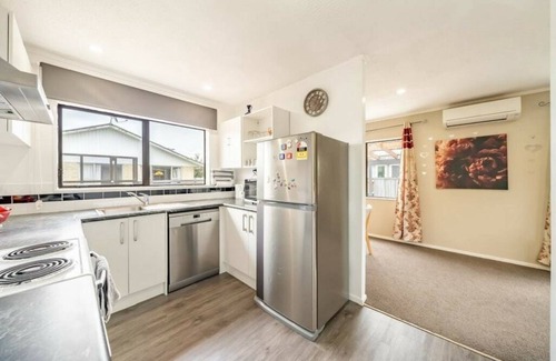 Trentham Maison | Charming home with fantastic location