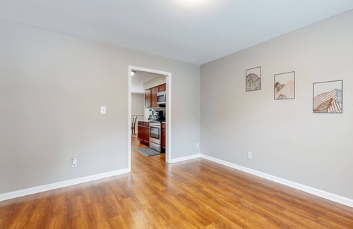 Rincon Maison | Charming home with large yard, fire pit, AC close to Outlet Mall and Airport