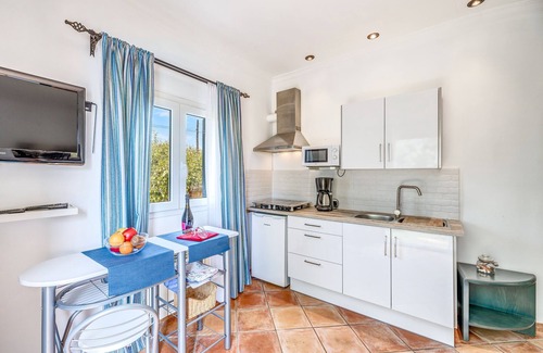 Badia Blava Maison | Charmante maison avec piscine, grande terrasse, jardin et connexion Wi-Fi