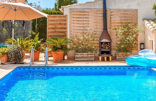 Badia Blava Maison | Charmante maison avec piscine, grande terrasse, jardin et connexion Wi-Fi