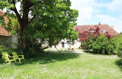 Verneuil-sur-Indre Maison | Maison de charme avec grande piscine chauffée