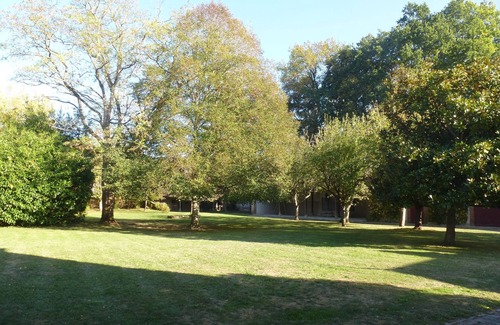 Maintenon Maison | Charming house * for 8-15 people, near train station, town center, golf course