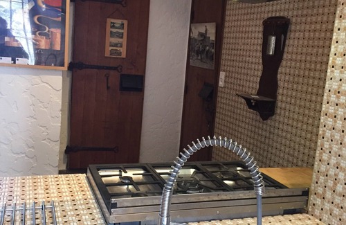 Le Lac-d'Issarles Maison | Maison de charme a louer pour 15 personnes au lac d'issarles ardeche