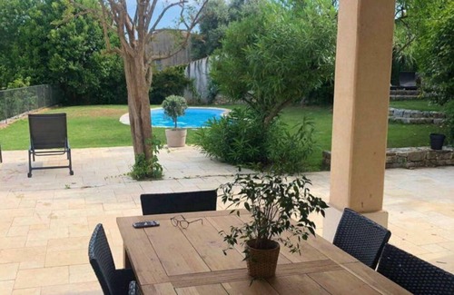 Pierrefeu-du-Var Maison | Charming house 180m2, very quiet, swimming pool, enclosed grounds. 1/4 h from beaches