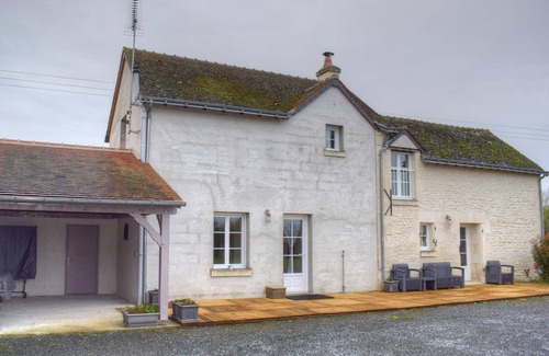 Rilly-sur-Vienne Cottage | Charmante maison avec piscine et grand jardin en Touraine, proche châteaux de la Loire et Futuroscope