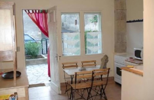 Caux Maison | Charmante maison dans un village médiéval