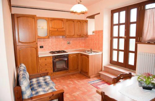 Caprese Michelangelo Maison | Charming house in Caprese Michelangelo with shared pool