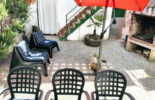 El Poyo del Cid Maison | Charming House in El Poyo del Cid with Garden and Terrace