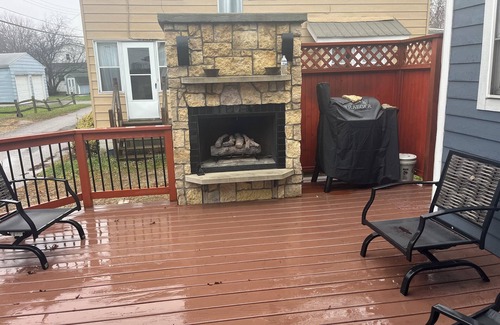 Bedford Maison | Charming house in Luna Pier MI, walking distance to beach and restaurants