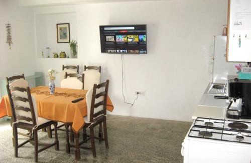 Mali Losinj Maison | Charming House in Sveti Jakov, Mountain View