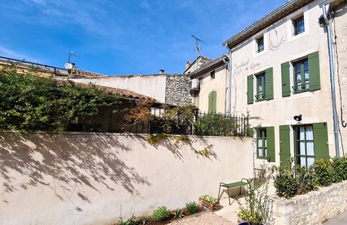 Eygalieres Maison | Charming house in the heart of the village