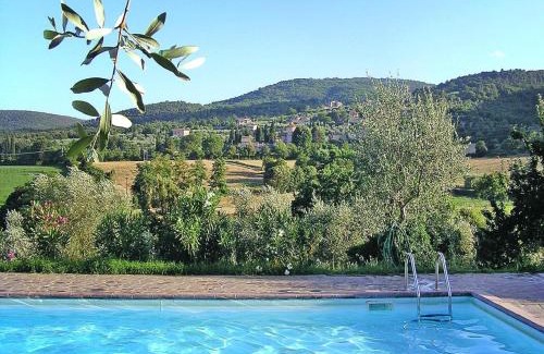 Simignano Appartement | Charming House in Tuscany with Pool & Views