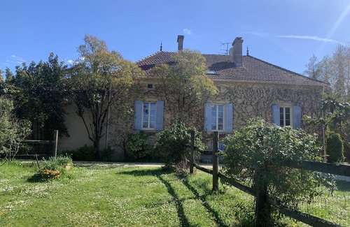 Cours-de-Pile Maison | Demeure de charme "La Clef des Champs", confort, calme et charme de la campagne