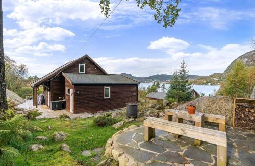 Strand Municipality Maison | Charming house located by the fjord with the Pultpitrock within short distance
