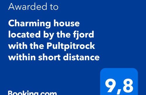 Strand Municipality Maison | Charming house located by the fjord with the Pultpitrock within short distance