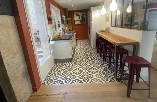 Coulon Maison | MAISON DE CHARME Centre village Coulon 79