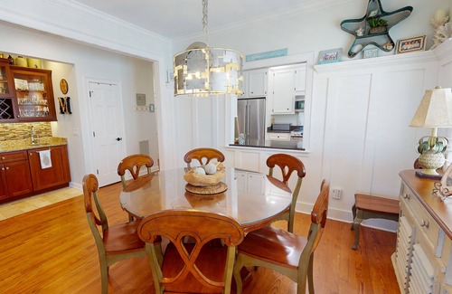 Ocean Point Maison | Charmante maison avec vue sur l'océan et deux ponts; dans une communauté fermée