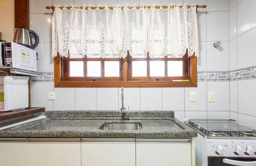 Barra Velha Appartement | Charming House With BBQ by the sea Mon0099