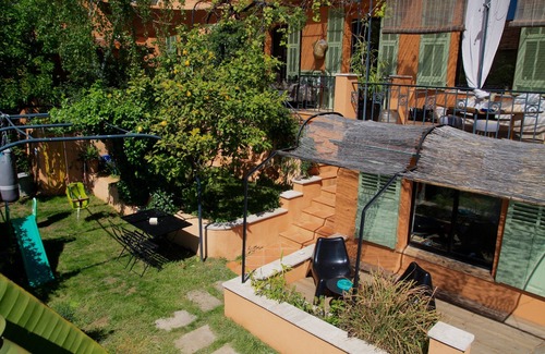 Saint-Roch Maison | MAISON DE CHARME AVEC JARDIN ET JACUZZI
