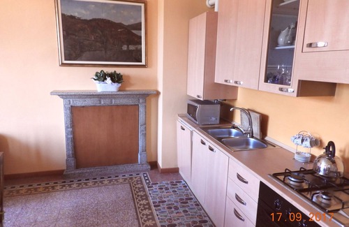 Pettenasco Appartement | Charmante maison avec jardin près du lac romantique de 0rta, pour 6 personnes