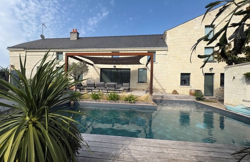 Turquant Maison | Charming house with pool