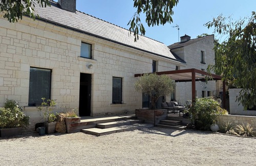 Turquant Maison | Charming house with pool