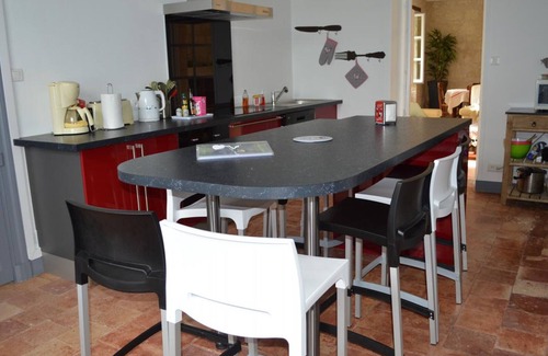 Seuilly Cottage | Charmante maison avec jardin privé, cheminée et WIFI