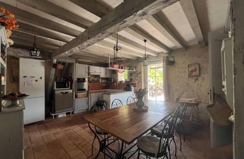 Bajamont Maison | Charming house with swimming pool in the countryside