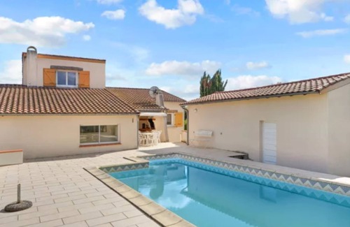 Roquettes Villa | Maison de Charme avec Piscine. A 2 min : rocade pour Toulouse Mer Pyrénées Océan