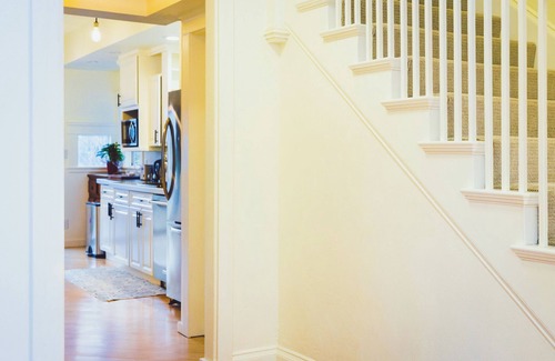 Broadway Maison | Charming house with Space Needle view in historic Capitol Hill Seattle