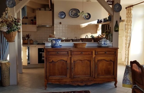 Bourgueil Maison | MAISONS DE CHARME AU COEUR DU VAL DE LOIRE, CHÂTEAUX ET OENOTOURISME