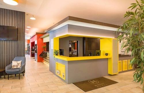 Hall In Tirol Maison | Charming Hwest Hotel Hall with WiFi and AC in wonderful Hall in Tirol