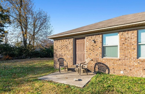 Conway Maison | Charming in Conway (3-Bedroom) by RedAwning