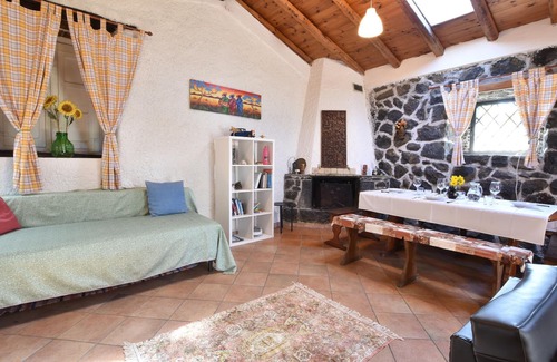 Rovittello Maison | Charming rustic cottage with pool.