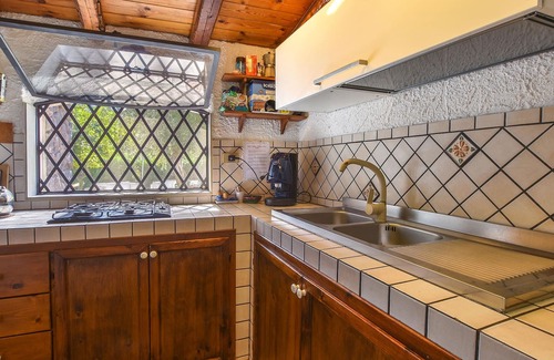 Rovittello Maison | Charming rustic cottage with pool.