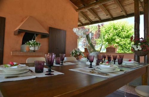 Terranuova Bracciolini Villa | Charmante villa avec magnifique parc et piscine privée à la périphérie du Chianti