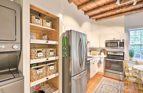 Jaffrey Cottage | Charming Jaffrey Cottage w/ Deck & Grill!