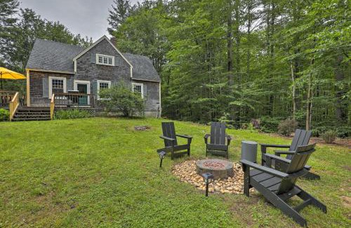 Jaffrey Maison | Charming Jaffrey Cottage with Deck and Grill!