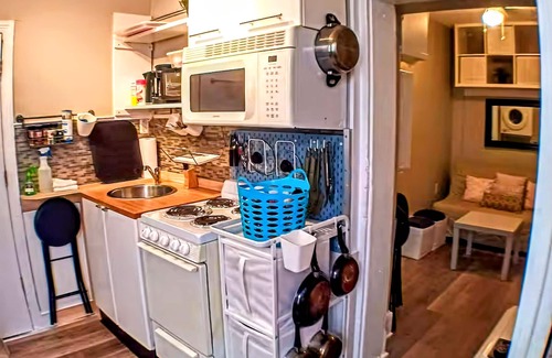 Norris Square Appartement | Charming Jawn in fabulous Fishtown with W/D, AC, Private Patio, and fast WiFi