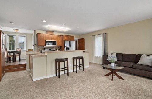 South Park Appartement | Charming Junipera One Bdrm in great location! (B)