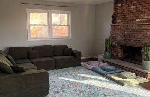Lake Mohawk Maison | Charming Lake house with WiFi and AC in Sparta