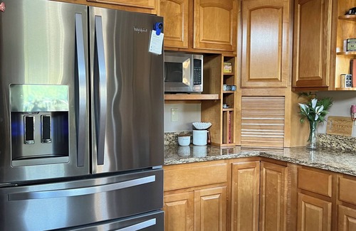 Marietta Maison | Charming lake side retreat great for family time or a romantic getaway!