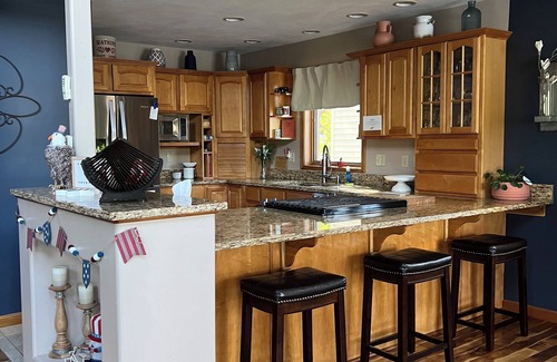 Marietta Maison | Charming lake side retreat great for family time or a romantic getaway!