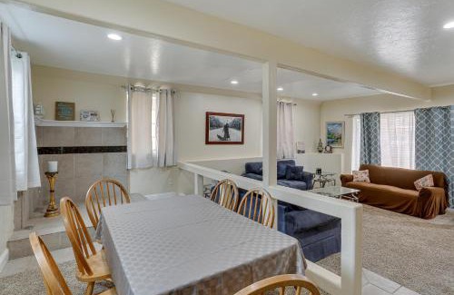 Lakehead-Lakeshore Maison | Charming Lakehead Cabin Walk to Shasta Lake!