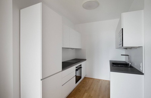 Erdberg Appartement | Charming Landstraße 2BR w/ Gym, nr Erdberg, by Blueground