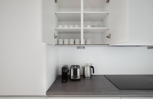 Erdberg Appartement | Charming Landstraße 2BR w/ Gym, nr Erdberg, by Blueground