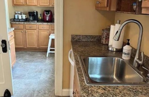 Worcester Maison | CHARMING LARGE 3 Bedroom Entire Home